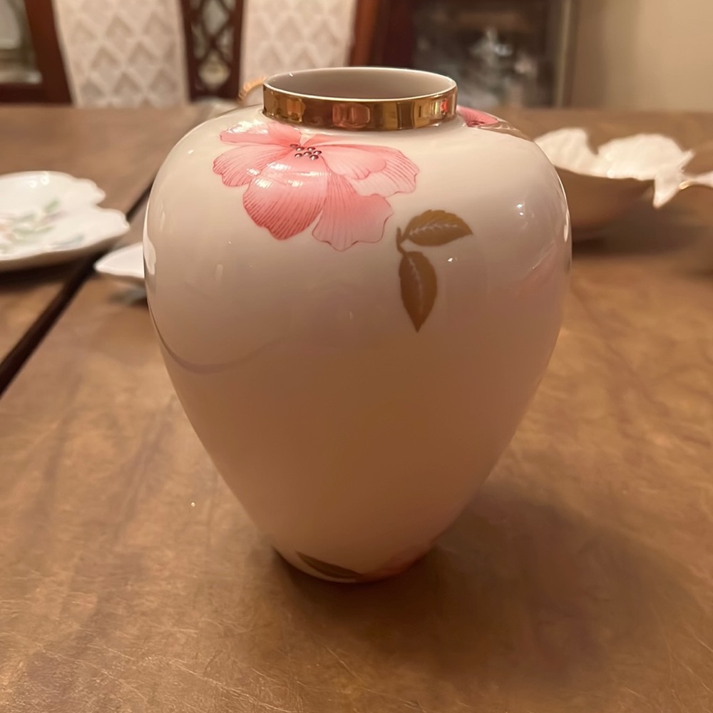 Lenox vase - golden blossom collection 🌸
